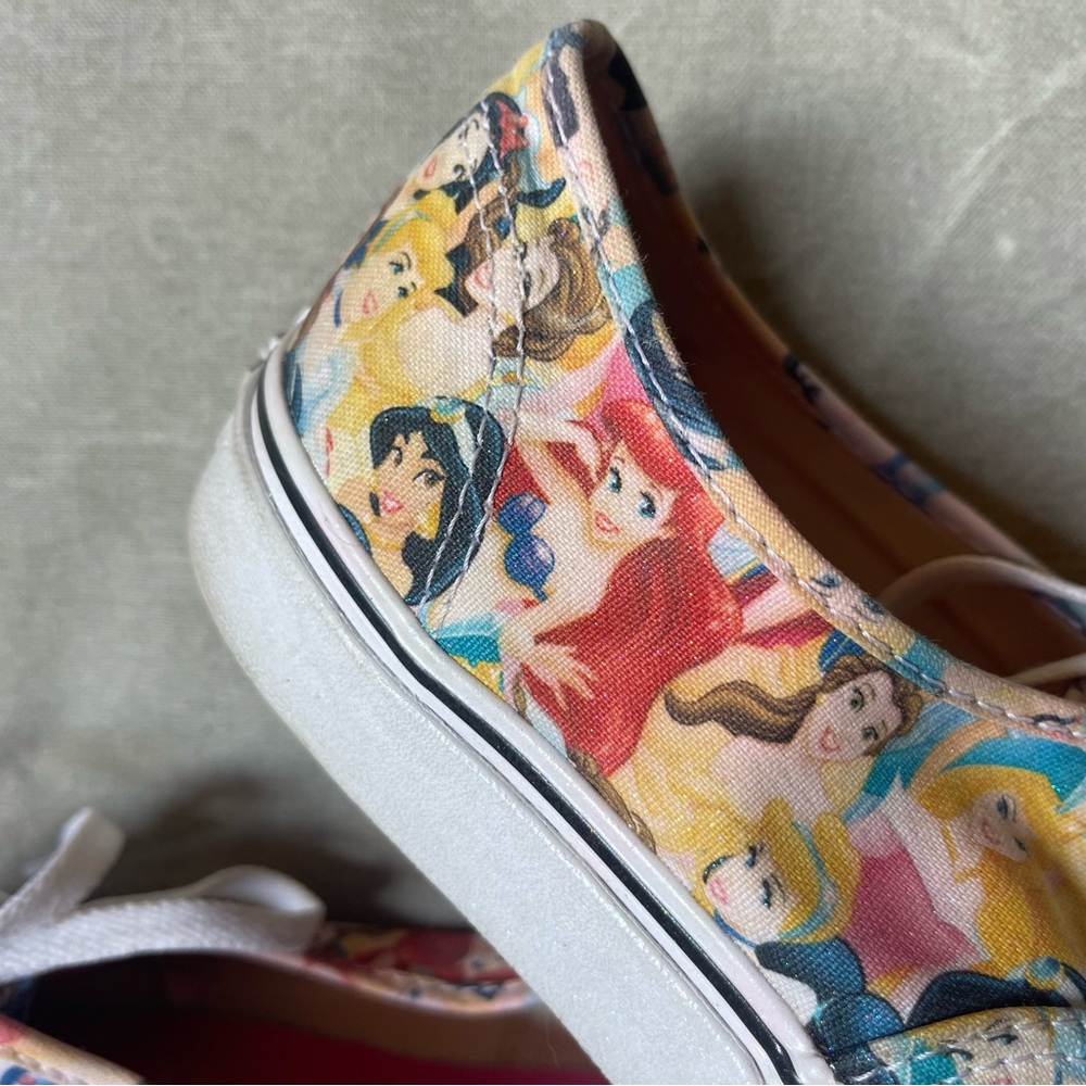 Vans x Disney Princess HTF Women’s Size 9.5 + Glitter Coated - Picture 6 of 12